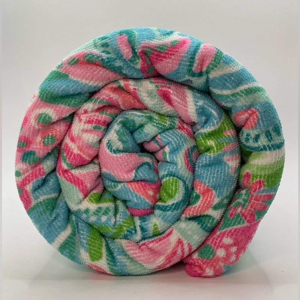 🩵 EUC 🩷 LILLY Pulitzer Lounge Towel